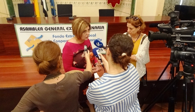 Charo Cordero dedica el premio otorgado por la RFEA al personal de Deportes