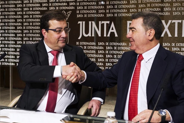 Extremadura recupera el tráfico aéreo a Madrid y Barcelona