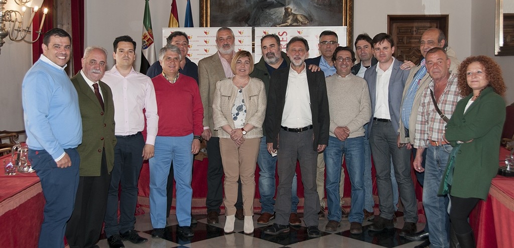 Los GAL agradecen a la Diputación los convenios por los que reciben 300.000 euros para planificar su desarrollo