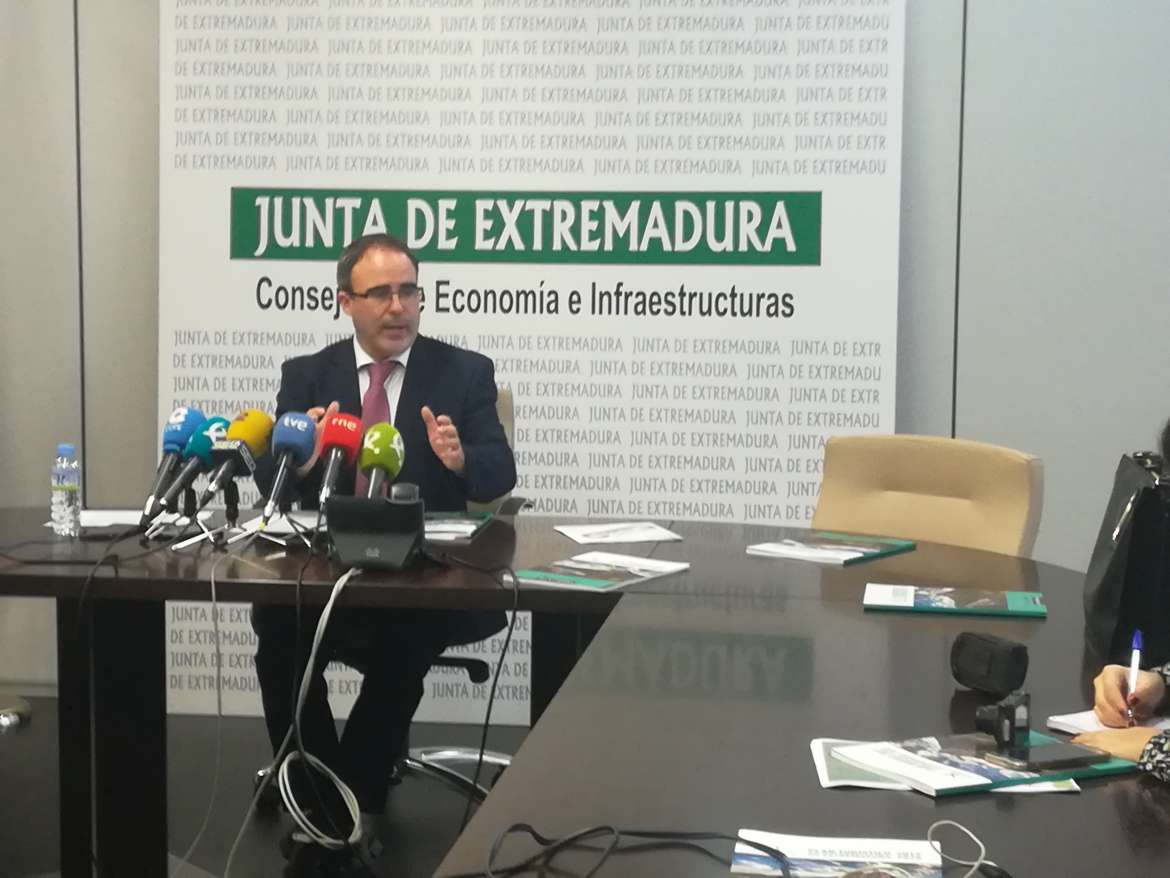 El 40% de los 60.000 turistas ornitológicos que visitan Extremadura permanece en la región entre 3 y 5 días