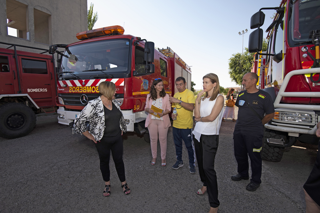 Isabel Ruiz Correyero visita el SEPEI y prevé un año importante con los tres nuevos parques de bomberos