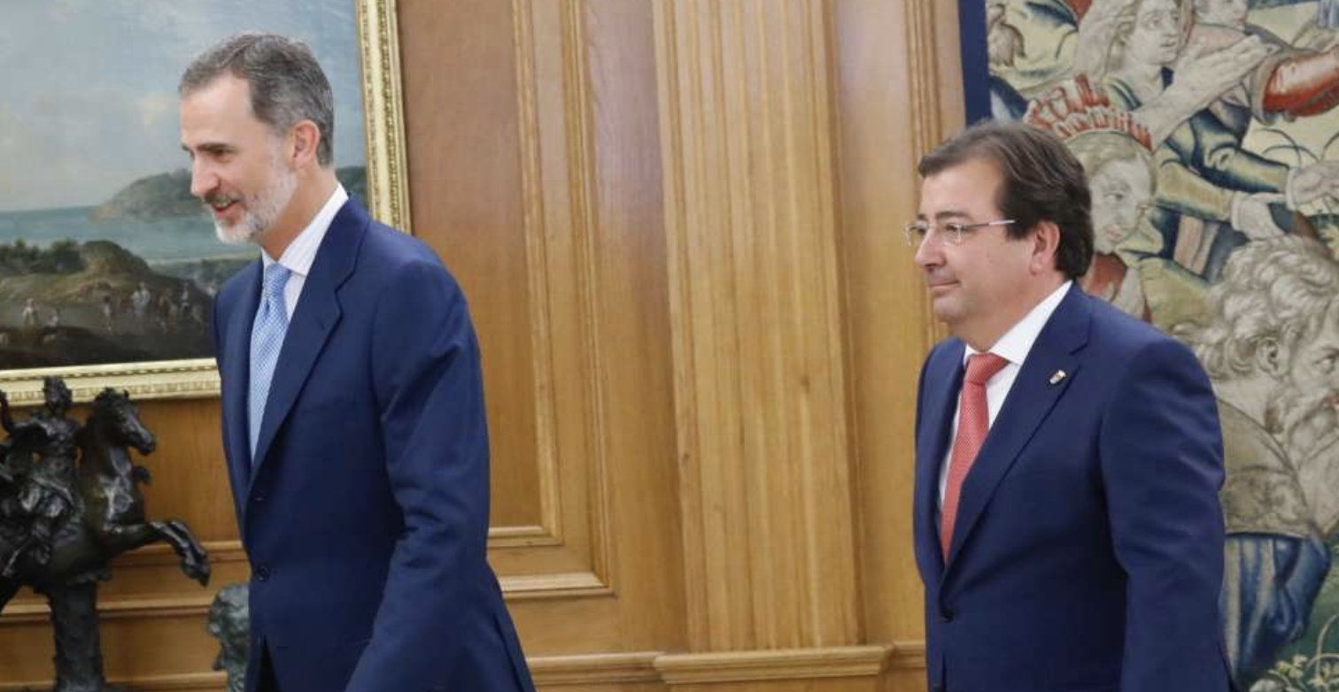 El Rey inicia con el presidente de la Junta de Extremadura su ronda de audiencias con los presidentes autonómicos