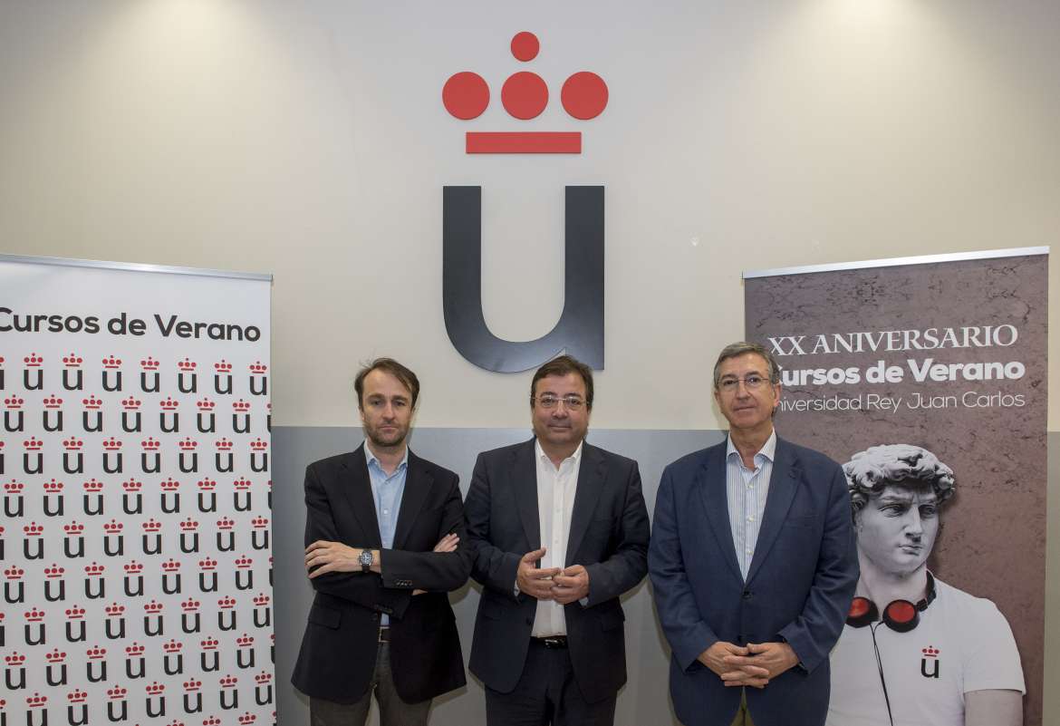 El presidente de la Junta aborda el estado de las autonomías y la situación política actual en un curso de verano en Madrid