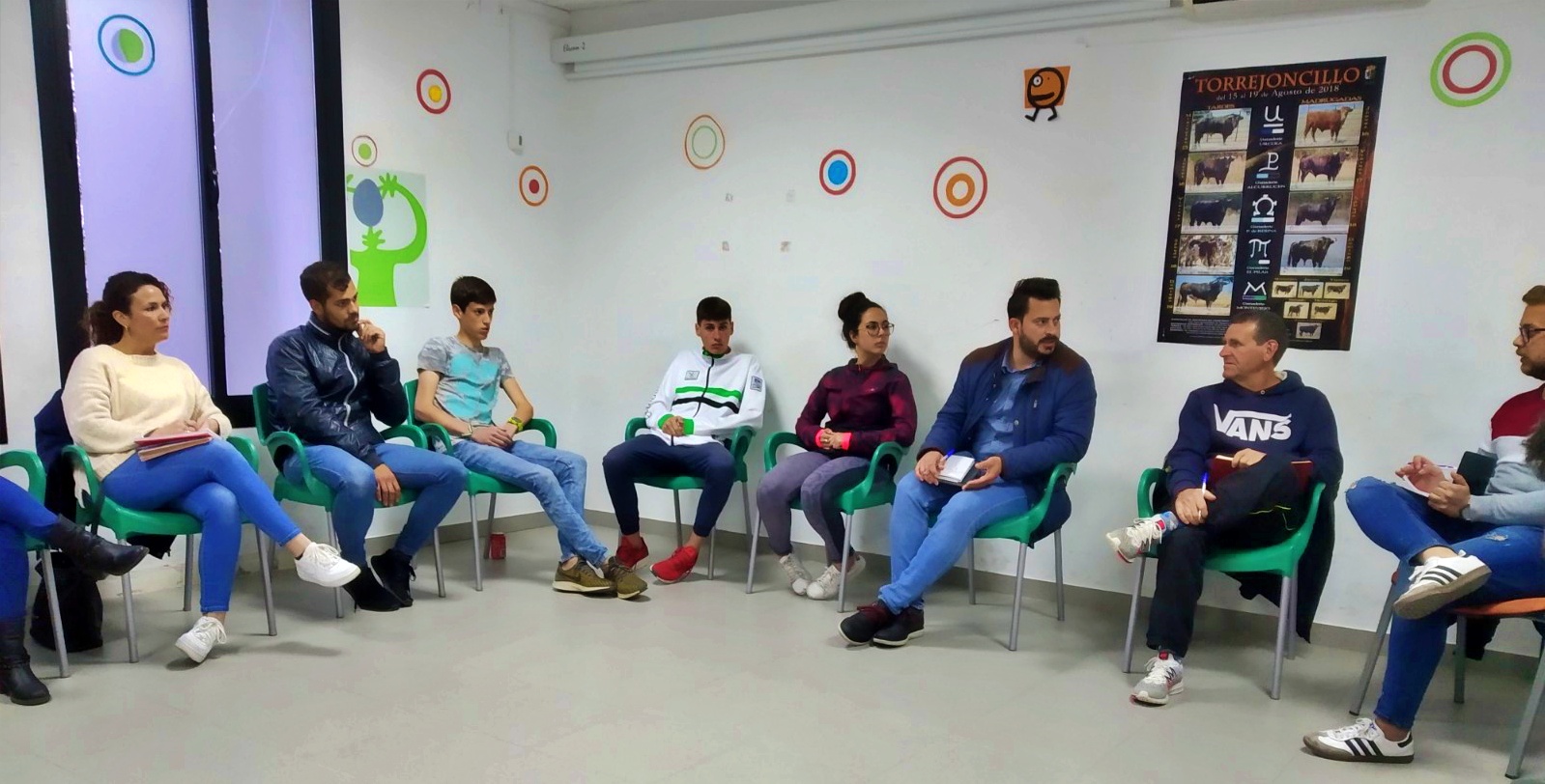 El PSOE apuesta por la cultura en Torrejoncillo y cumple su compromiso con el teatro en la localidad