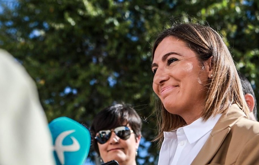 Lara Garlito : «¿Qué sentido tiene que se imponga limitación de mandatos a quien gana y no a quien pierde?»