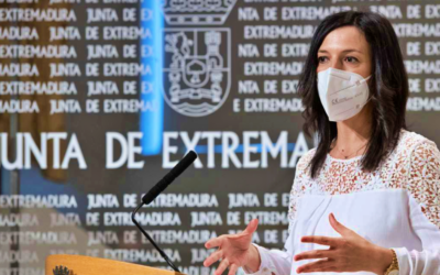 Esther Gutiérrez reforzará en un mínimo de 600 docentes la plantilla del próximo curso debido a la covid-19