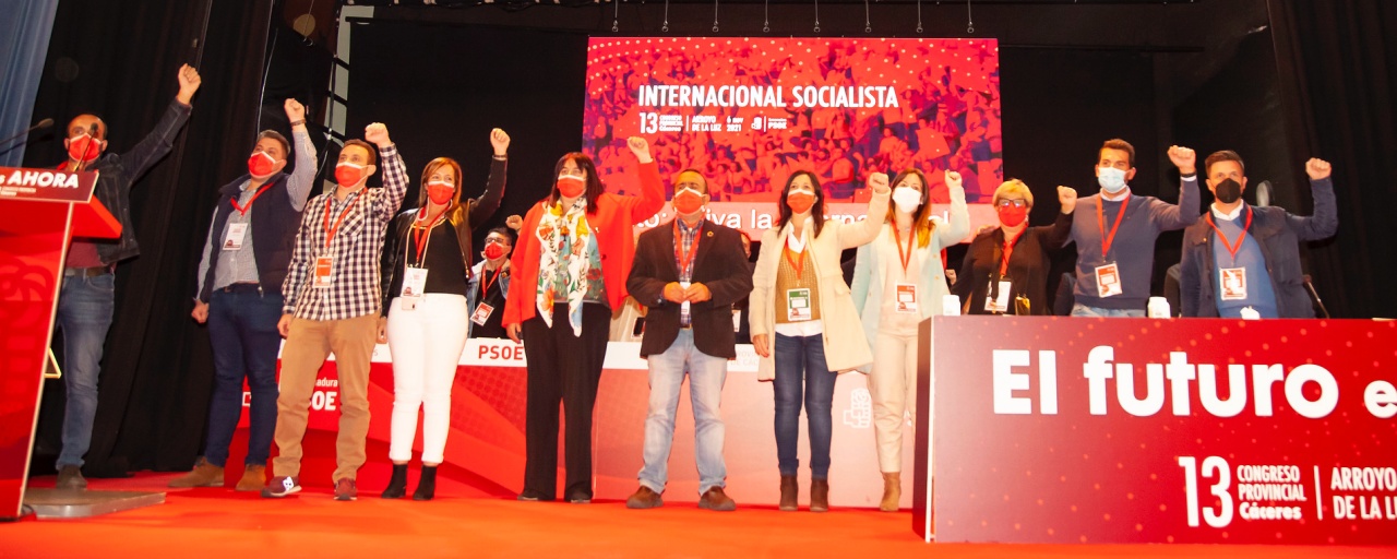 13 Congreso – La Internacional