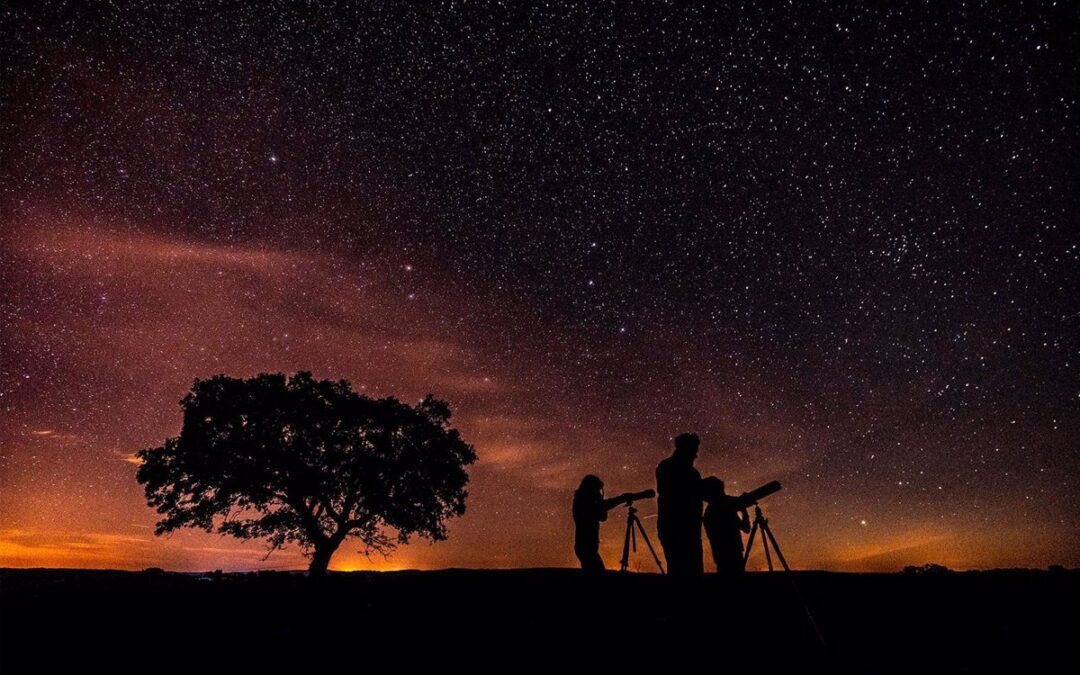 “Cerca de las estrellas”, “Las mujeres en la ciencia y el universo” y “Noche estelar entre dólmenes”, este fin de semana en AstroCáceres