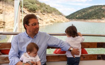 Vara se presentará a la investidura y pide que «pensemos un poco más en Extremadura y menos en nosotros»