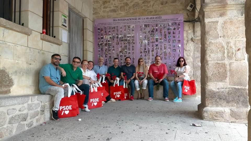 El domingo hay que evitar en España lo que el PP ha hecho con Vox en Extremadura