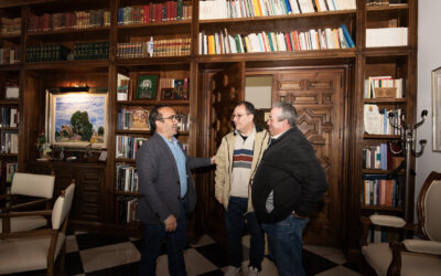 Miguel Á. Morales se compromete a apoyar a los criadores de caprino y promocionar la IGP Cabrito de Extremadura