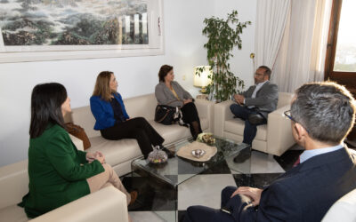 Morales se reunió con la cónsul general de Portugal en Sevilla y con la consejera de Cultura de la Embajada portuguesa en España