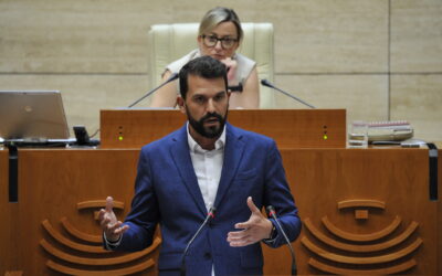 Álvaro Sánchez Cotrina: «El gobierno PP-Vox no tiene políticas que reviertan la curva demográfica»