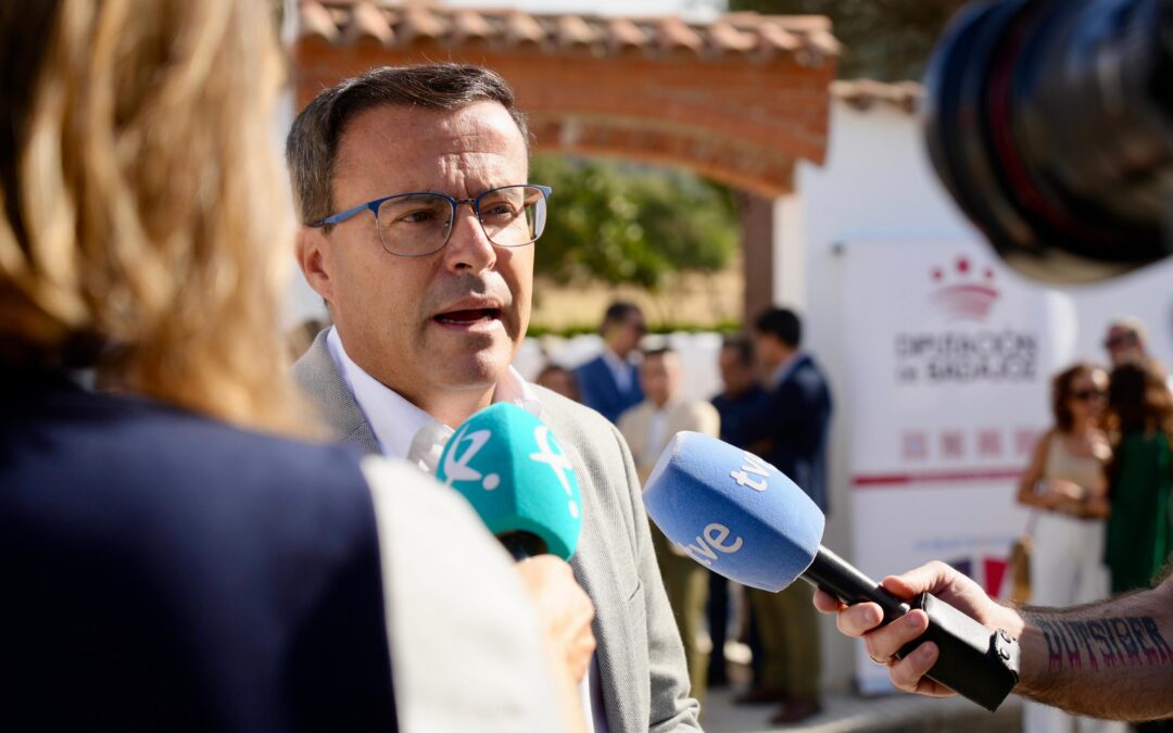 Miguel Ángel Gallardo apremia a Guardiola a presentar ya los presupuestos regionales para 2025