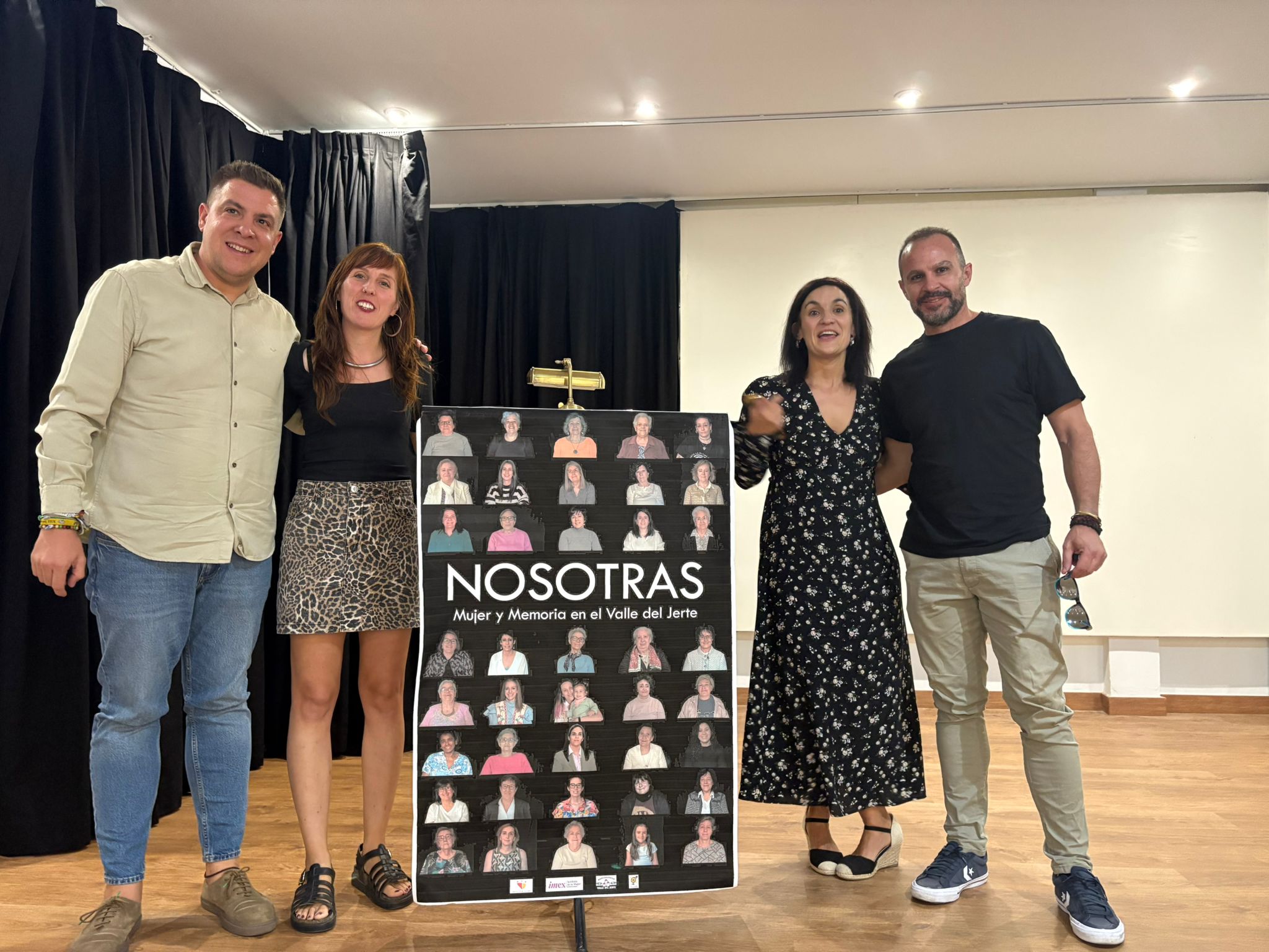 Nosotras (2)