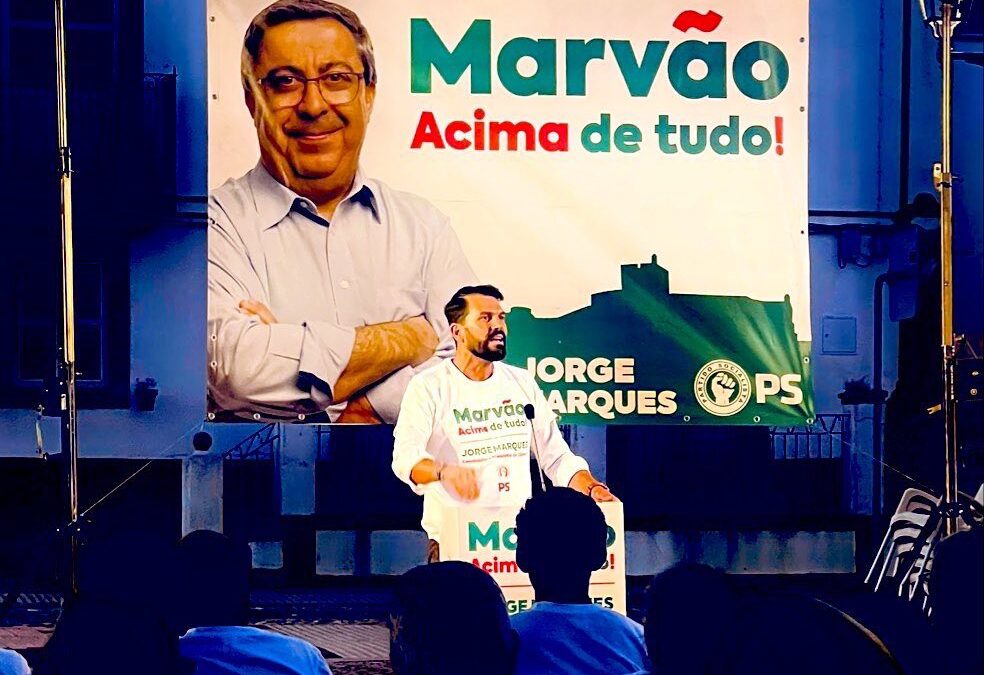Álvaro Sánchez Cotrina participa en el acto final de campaña del Partido Socialista portugués en Marvão