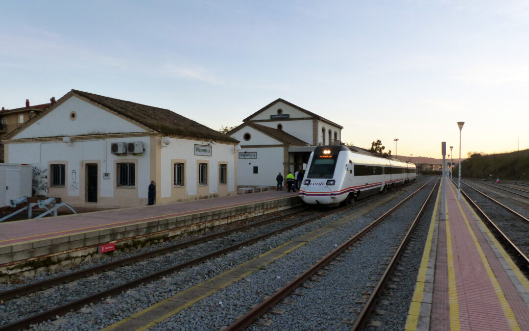 El PSOE de Plasencia reclama la reapertura del tren Ruta de la Plata y la EX-A1