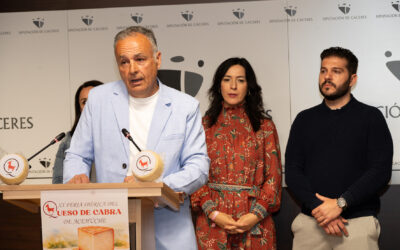 Acehúche celebra este fin de semana la vigésima edición de su Feria Ibérica del Queso de Cabra