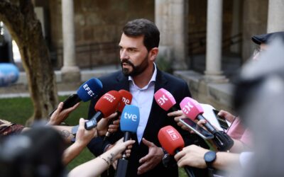 Álvaro S. Cotrina: «Un gran acuerdo hoy es hacer una revolución democrática»