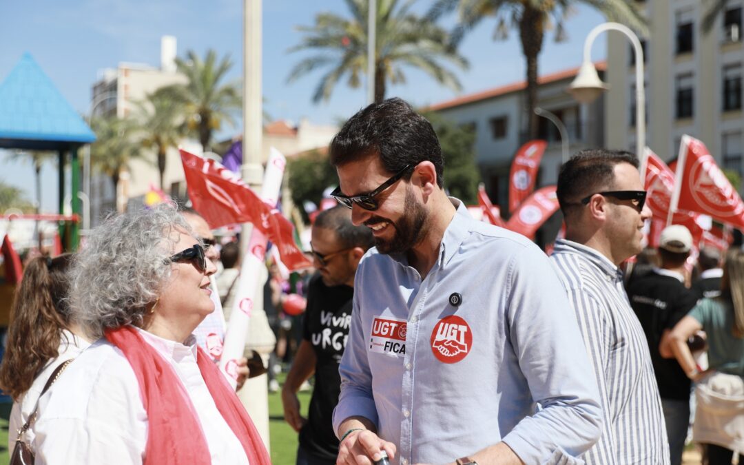 Álvaro S. Cotrina refuerza el compromiso del PSOE con la clase trabajadora extremeña