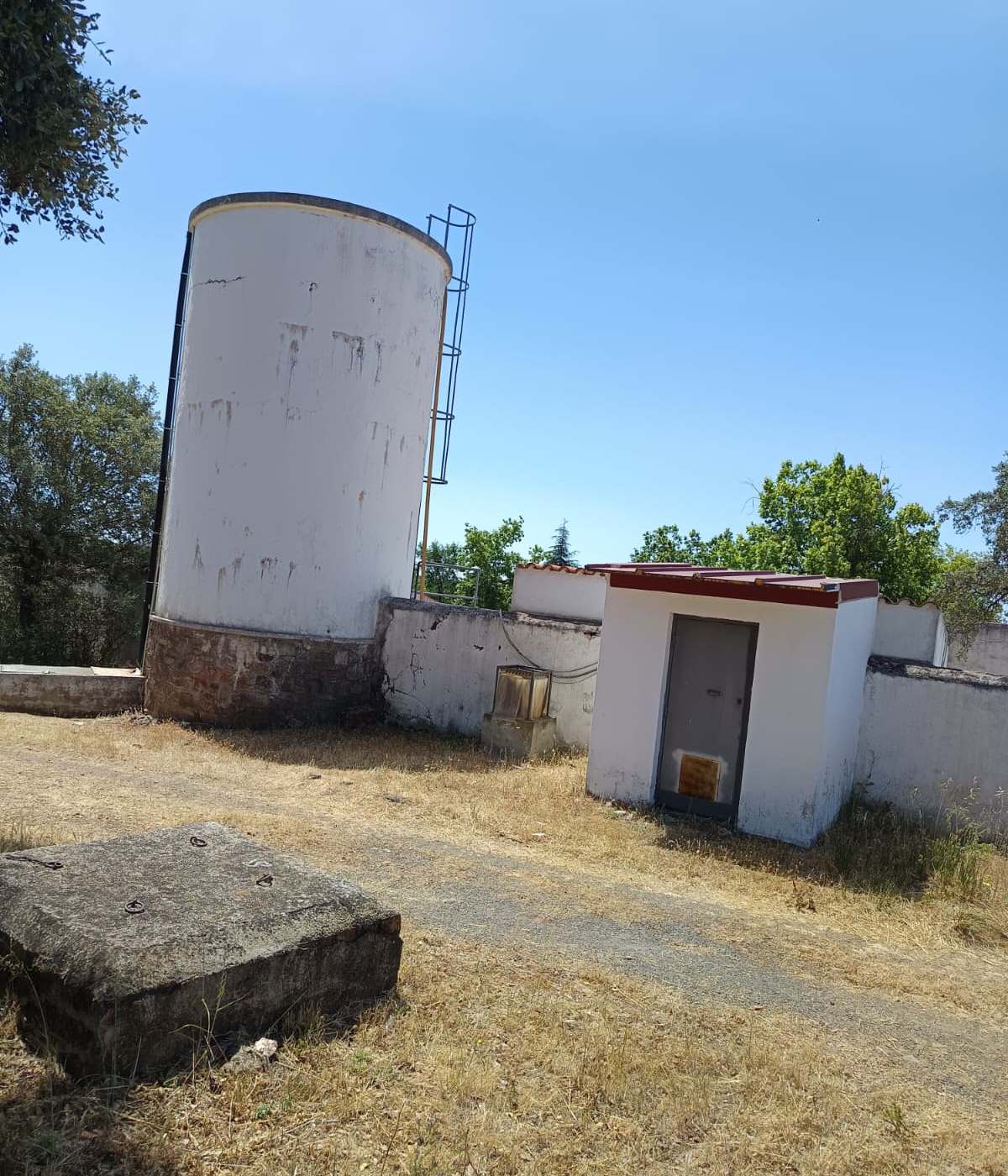 4-6-2026 Deposito agua Rincon Ballesteros