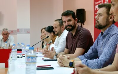 El PSOE denuncia que la Junta da la espalda a los ganaderos al eliminar la gratuidad de las vacunas de la lengua azul al inicio de la campaña