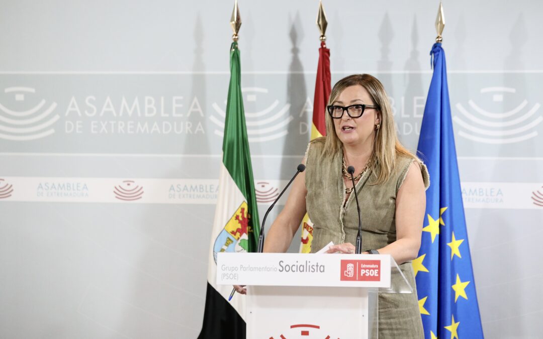 Blanca Martín: «Extremadura sigue muy lejos de las cifras de creación de empleo del conjunto del país”