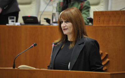 El PSOE lamenta la ausencia de mujeres entre las personas galardonadas con la Medalla de Extremadura 2026