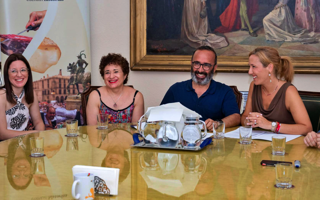 Diputación de Cáceres impulsa una gran alianza público-privada para consolidar el turismo gastronómico en las Tierras de Cáceres y Trujillo